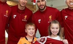 Liverpool squad make Christmas visit to Alder Hey Childrens Hospital