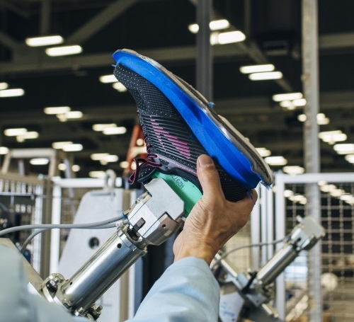 brooks running news